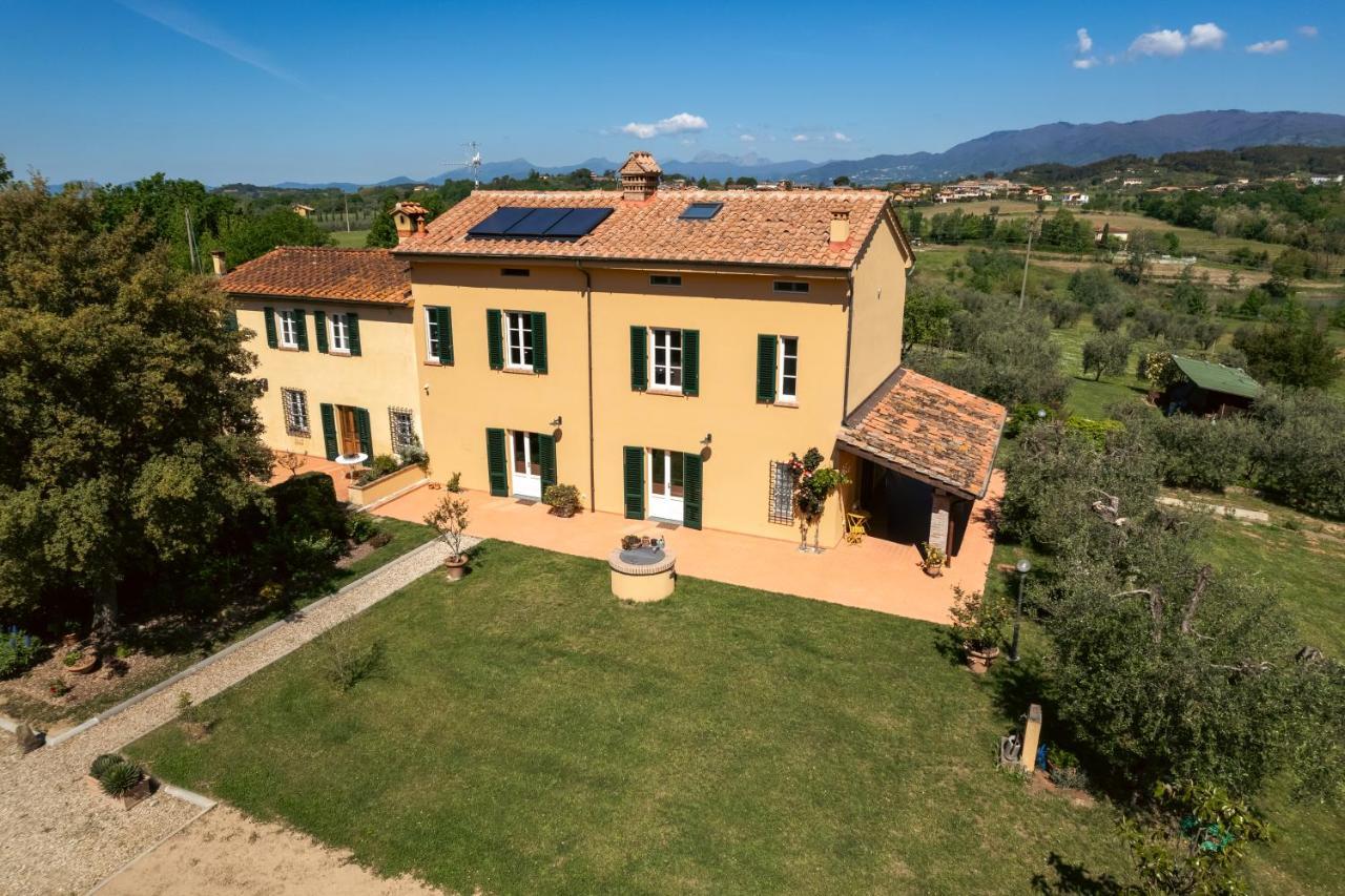 B&B La Casetta Montecarlo Luaran gambar